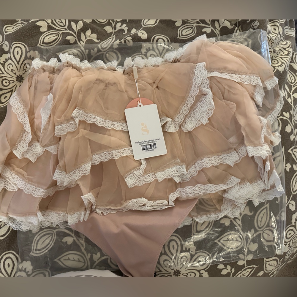 SELKIE Evening Sand Dauphine knickers size 1XL